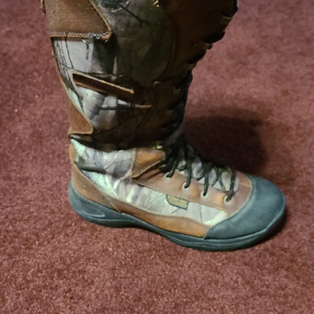 Mens lacrosse snake boots 👢